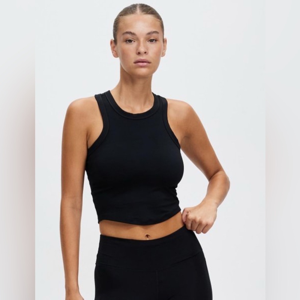 Nike Black Sleeveless Crop Top Fitted